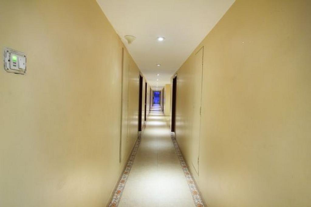 Hotel Roopa Mysore Esterno foto